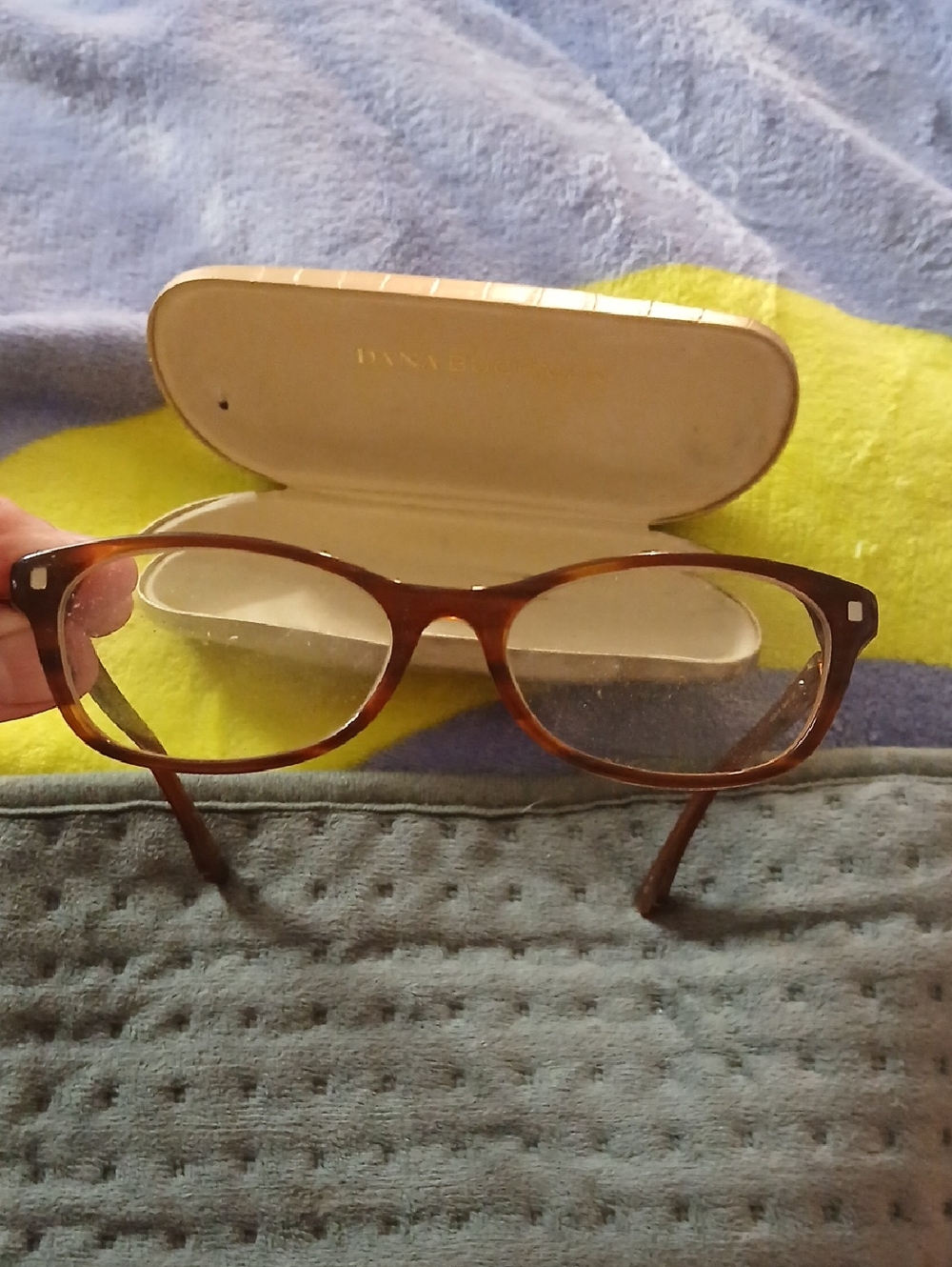 Dana Buchman Gold and Cream Eyeglass Case